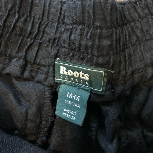 Black roots shorts worn once without tags - Picture 3 of 3